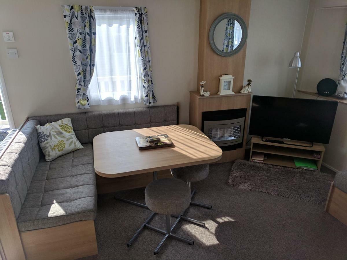 P&D'S Pearl Caravan At Tattershall Lakes Country Park Hotel Eksteriør billede