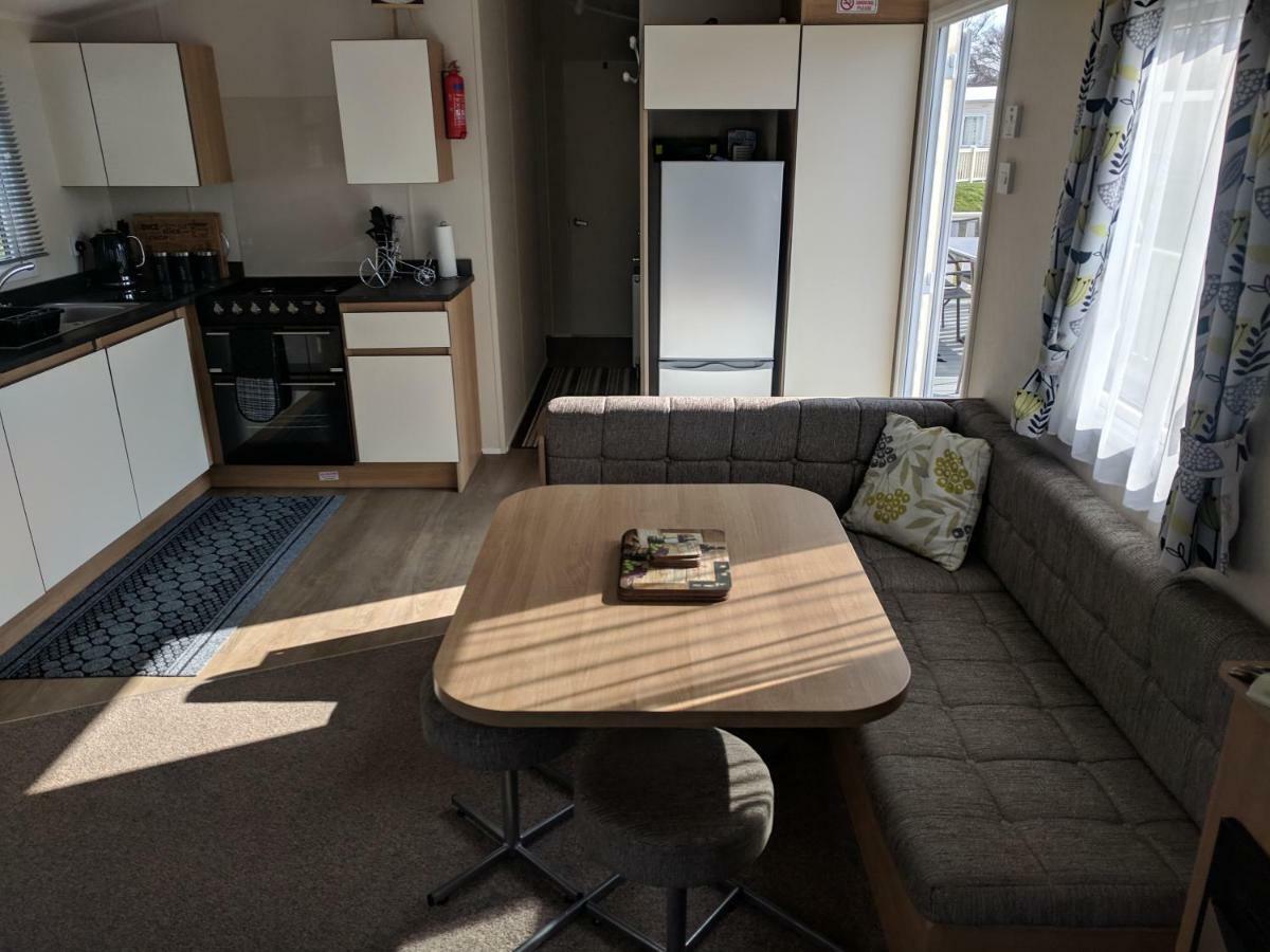 P&D'S Pearl Caravan At Tattershall Lakes Country Park Hotel Eksteriør billede